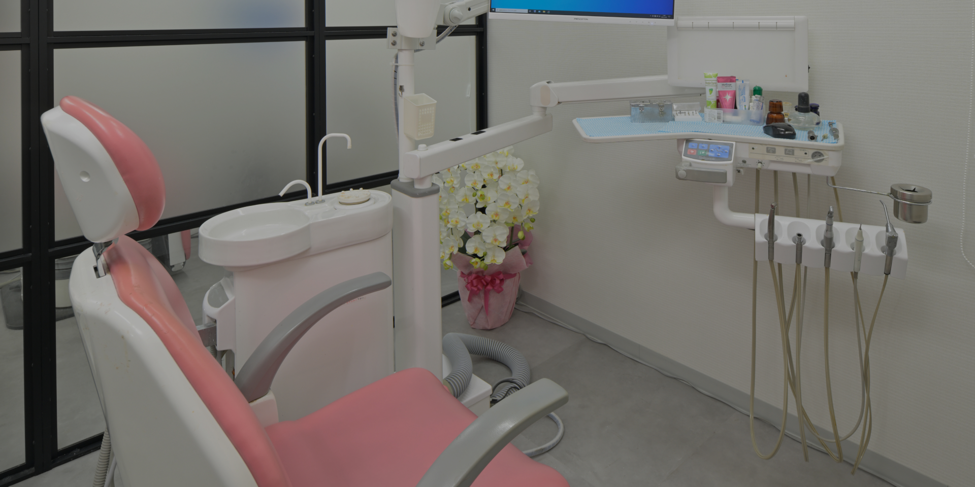 一人ひとりに合わせた、やさしい歯科治療 Personalized, Gentle Dental Care